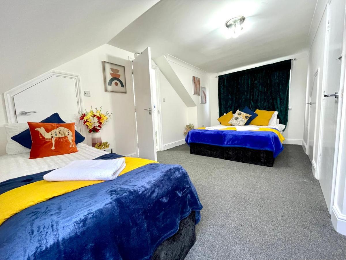 4 Bedrooms, 3 bathrooms , Reception, Kitchen, Garden, FullHouse London Exterior foto