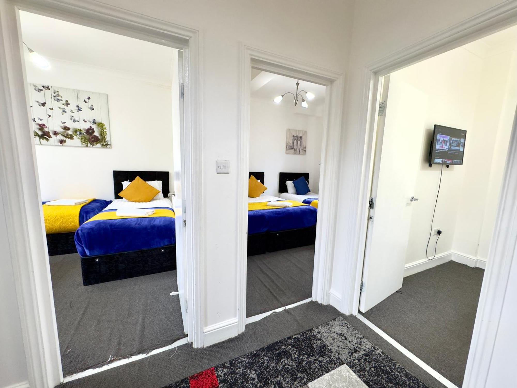 4 Bedrooms, 3 bathrooms , Reception, Kitchen, Garden, FullHouse London Exterior foto